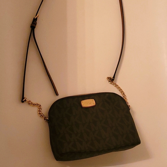 Purse - Picture 1 of 4
